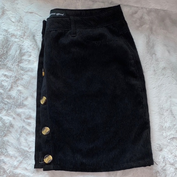 Mini Skirt Bundle - Picture 2 of 8